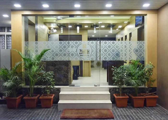 Zaith Residency Near Us Consulate & Apollo Hospitals